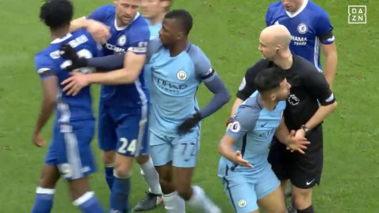 Video: City-Star mit Brutalo-Foul