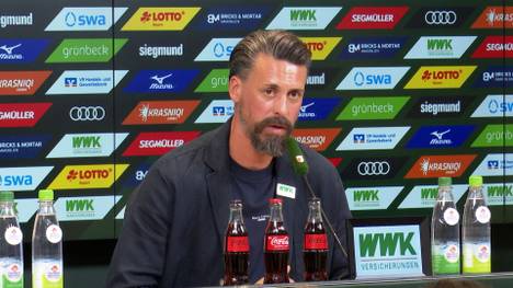 Auf seiner Vorstellungs-PK beim FC Augsburg reagiert Trainer Sandro Wagner auch auf die schwere Verletzung von Jamal Musiala. Die beiden kennen sich vom DFB-Team.