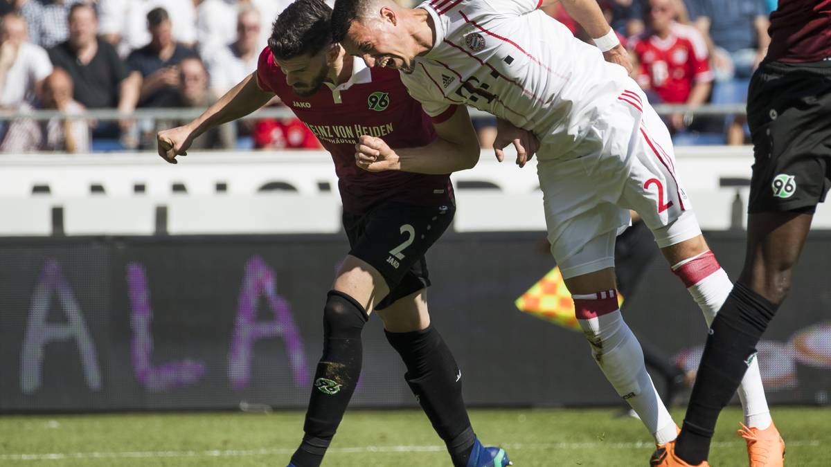 Besonders der als Sechser aufgebotene Niklas Süle und Wagner (r.) lassen die mögliche Pausenführung liegen 