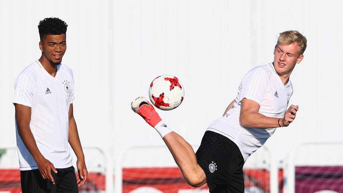 JULIAN BRANDT: Startete gegen Australien mit einer Torvorlage stark ins Turnier, kam anschließend aber nur noch zu zwei Zwölf-Minuten-Einsätzen. Dabei aber immer eine Belebung des deutschen Angriffs. Unbestritten hochtalentiert. Braucht aber ein Jahr auf konstant hohem Niveau für eine WM-Nominierung