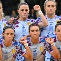 Die „schwierigen Tage für alle“ nach dem WM-Triumph sind bei Spaniens Fußballerinnen erst einmal etwas in den Hintergrund gerückt.