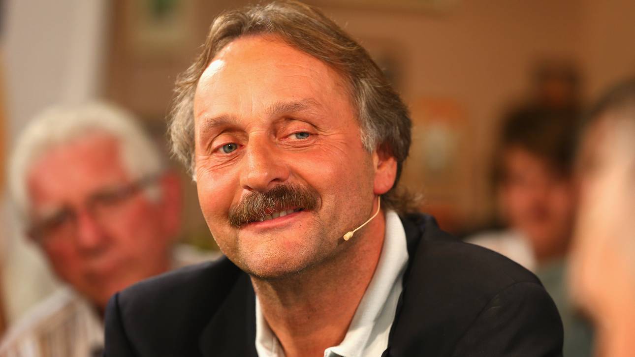 Peter Neururer entdeckt Twitter