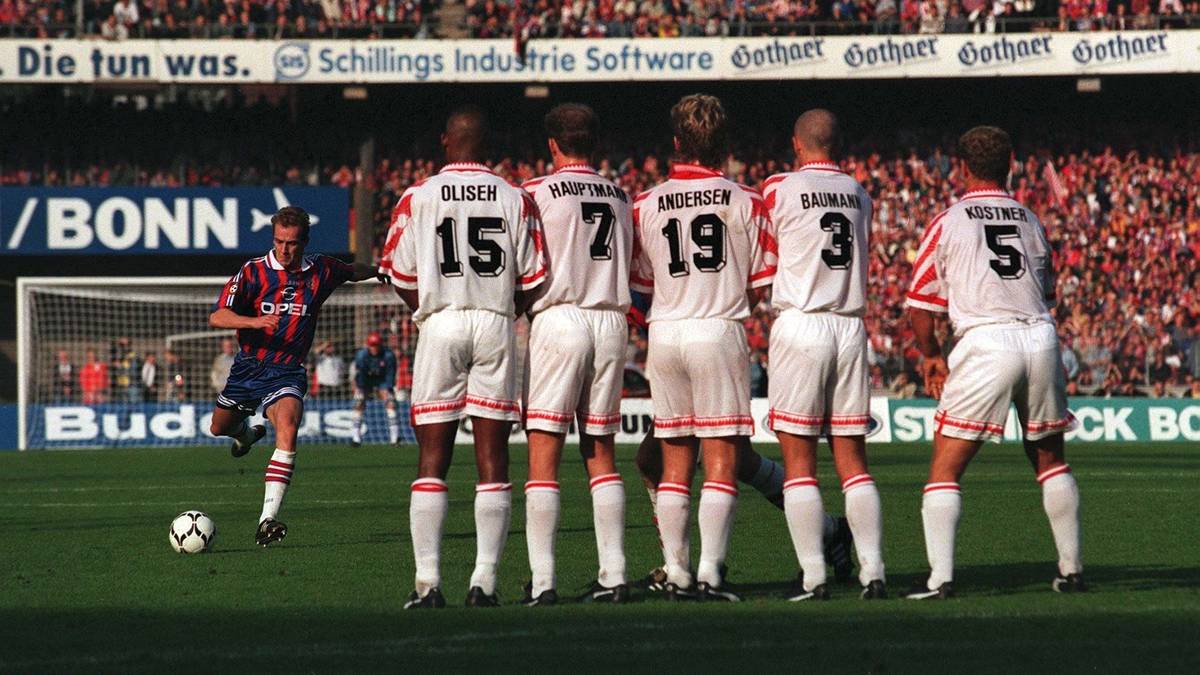 Mario Basler: Er verwandelte sogar Eckstöße direkt. 1995/1996 erzielte er für Werder Bremen sieben Freistoßtore in einer Saison - Bestwert!