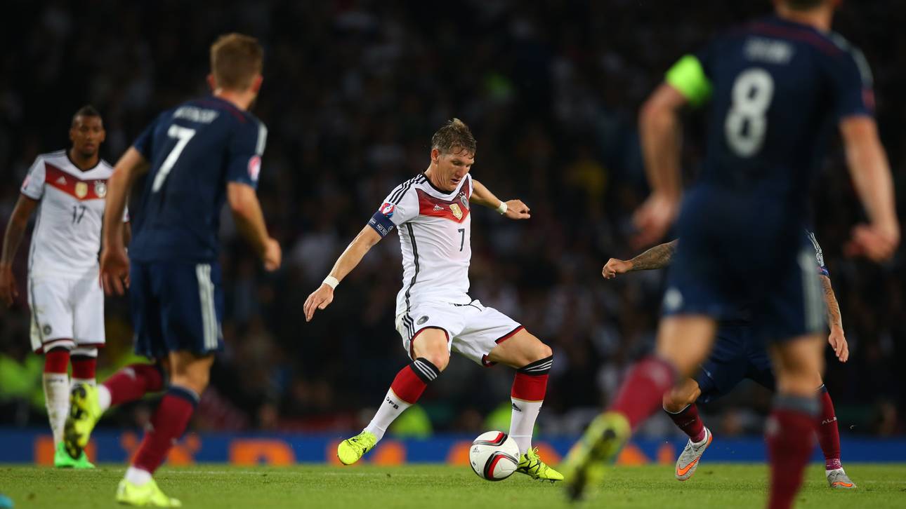 Schweinsteiger gleichauf mit Lahm