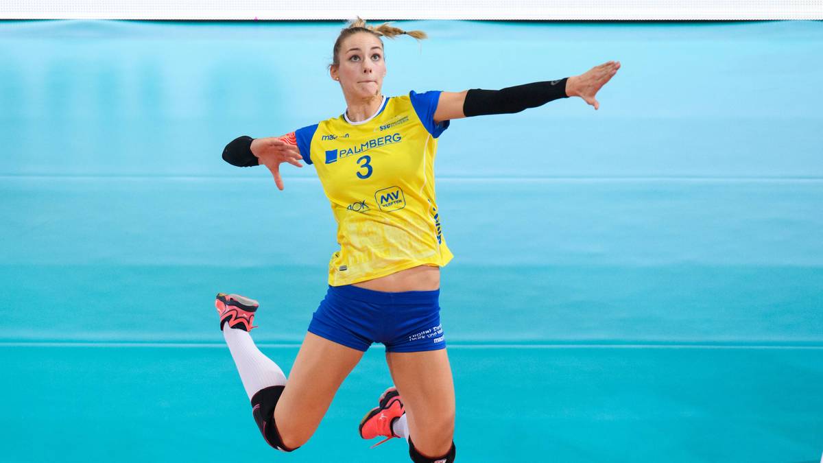 LOUISA LIPPMANN: Die Nationalspielerin sorgt Ende Januar für die Sensation in der Bundesliga: Lippmann kehrt aus China zurück zum SSC Palmberg Schwerin - nach nur einem halben Jahr bei Shanghai Bright Ubest