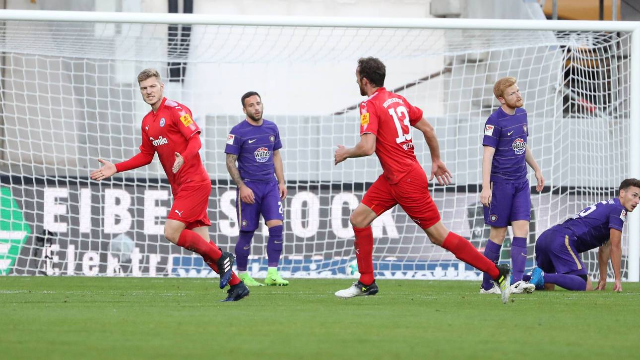 Kiel übernimmt Tabellenführung