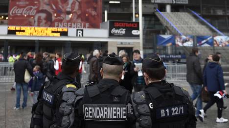 Mehr als 60.000 Polizisten sollen die EM in Frankreich sichern