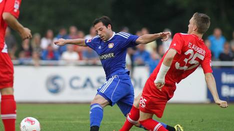 Pablo Pigl (r.) spielte vor seiner Zeit in Schweinfurt beim FC Augsburg.