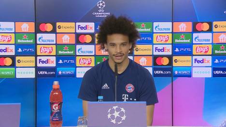 Leroy Sané ist diese Saison in bestechender Form. Der Flügelflitzer erklärt auf der Pressekonferenz, warum das so ist und nennt einen Schlüsselmoment.