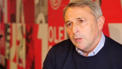 Vorstandsmitglied Klaus Allofs hat den Aufstieg trotz Rückstand noch lange nicht angeschrieben. Im exklusiven SPORT1- Interview spricht er über die Chancen und Corona-Lage in der 2. Bundesliga.