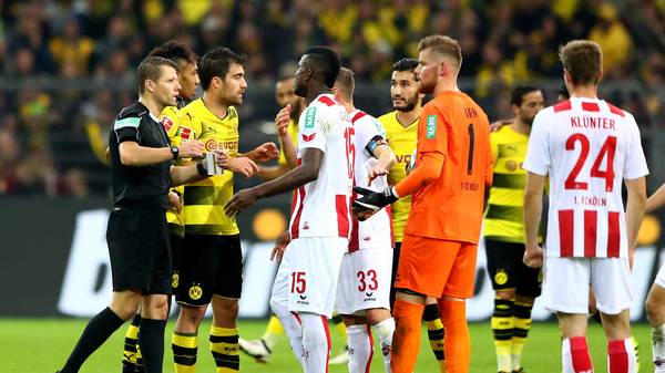 Das Tor von Sokratis sorgte im Spiel zwischen Dortmund und Köln für große Proteste