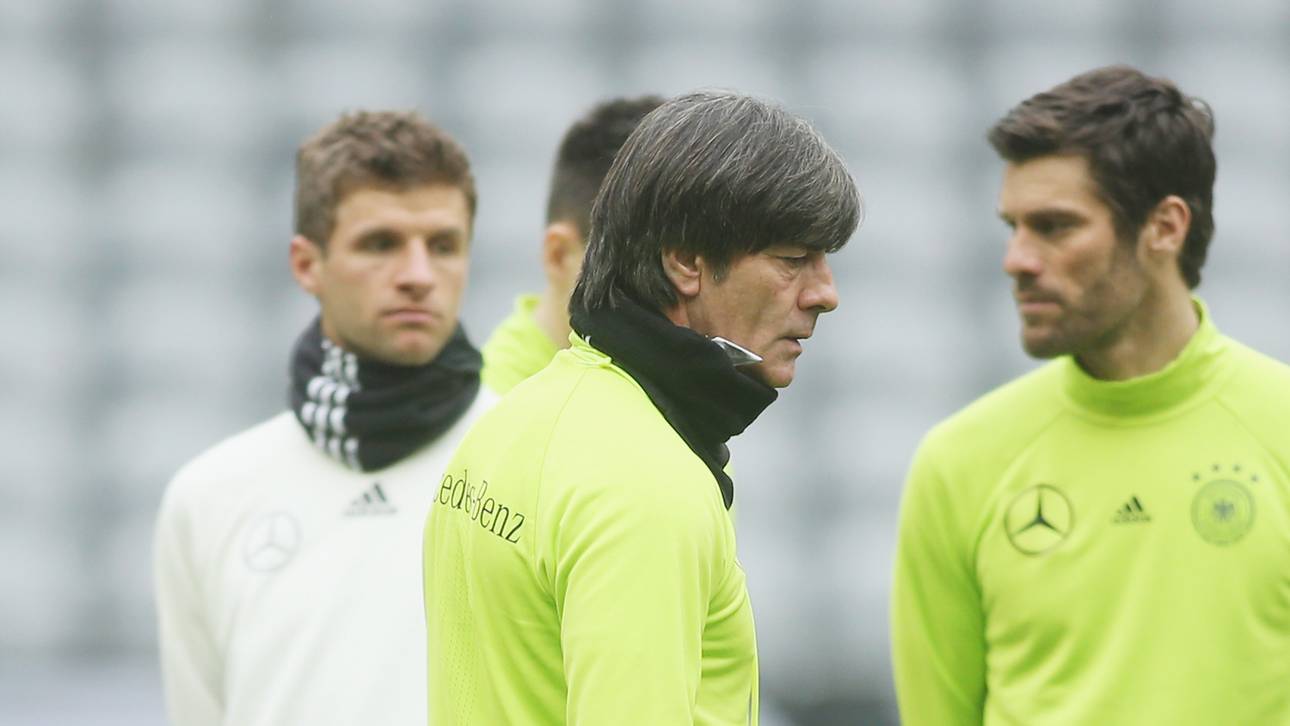 Bayern-Aus spielt Löw in die Karten