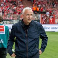 Nach dem erfolgreichen Last-Minute-Drama gegen den SC Freiburg könnte die Stimmung bei Union Berlin nicht besser sein. Völlig losgelöst gibt sich Union-Präsident Dirk Zingler.