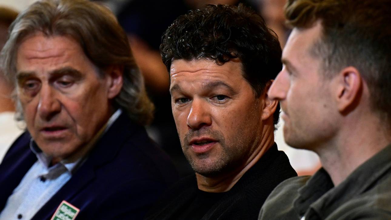 Ballack warnt: „Müssen demütig sein“