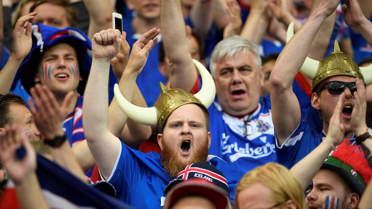 UEFA ehrt Islands Fans