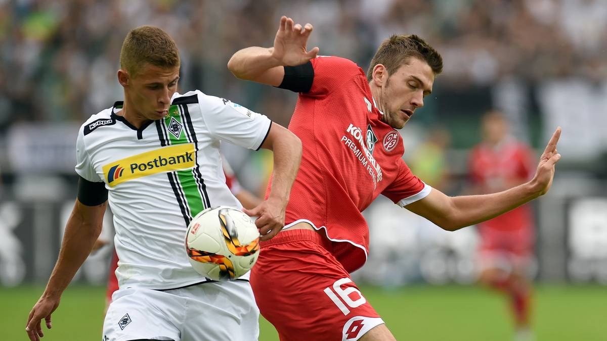 BESTER ZWEIKÄMPFER VERTEIDIGUNG: Bei den Mainzern hat sich Stefan Bell im Abwehrzentrum zur festen Größe geworden - und belegt das auch mit Zahlen. Mit 78 Prozent gewann er die meisten Zweikämpfe unter den Verteidigern der Liga