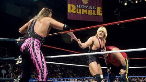 Bret Hart (l.) und Bruder Owen Hart bei einem gemeinsamen WWE-Match 1994
