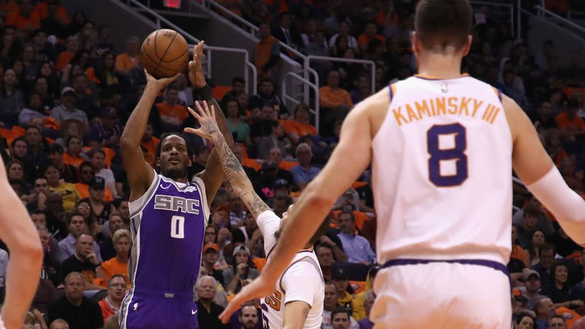 TREVOR ARIZA (Sacramento Kings): Der Veteran spielte seit 2018 für die Suns, Wizards und Kings, kam aber auch aufgrund von Verletzungen nirgends optimal zurecht. Der Dreierspezialist wäre eine gute Wahl für Titelaspiranten, die eine Waffe aus der Distanz brauchen