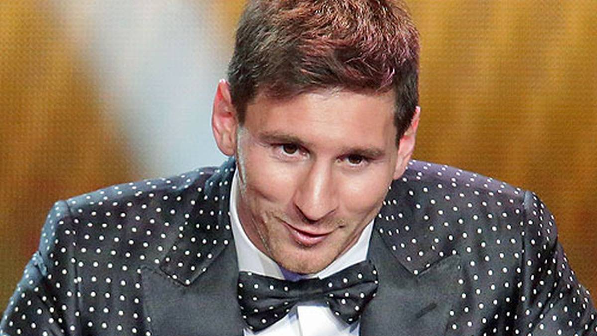 Ein Jahr später wird's gepunktet - extra von Dolce und Gabbana entworfen