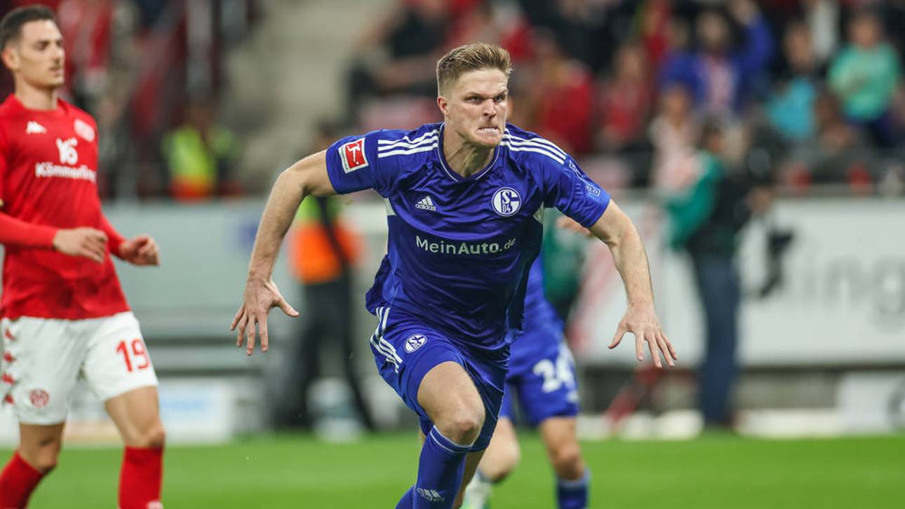 Schalke erzielt historisches Tor