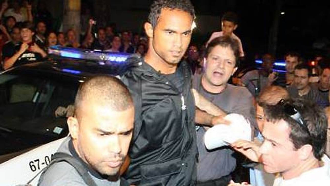 Skandal-Keeper wieder im Gefängnis