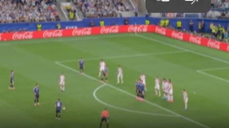 Argentinien steht schon vor dem Spiel gegen Jordanien als Gruppensieger fest. Lionel Messi sitzt lange Zeit auf der Bank. Trotzdem hat er auch als Joker genug Zeit für den nächsten genialen Moment.
