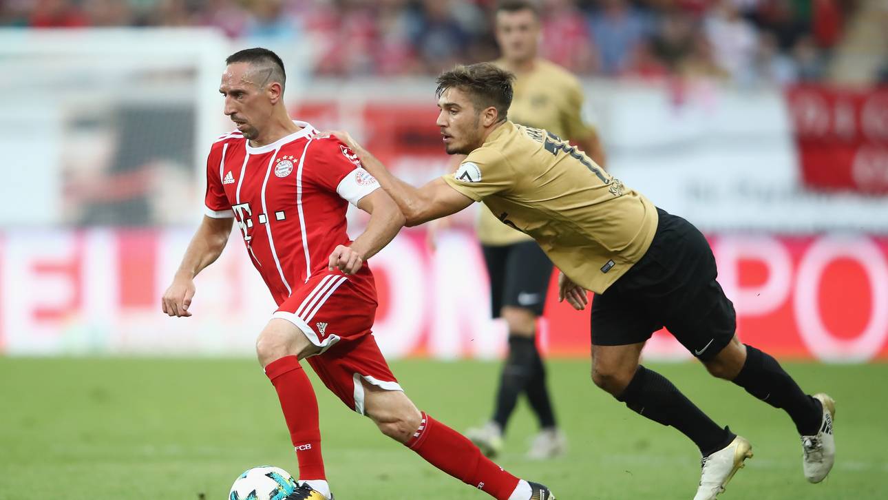 Bayern gewinnt Retterspiel bei OFC