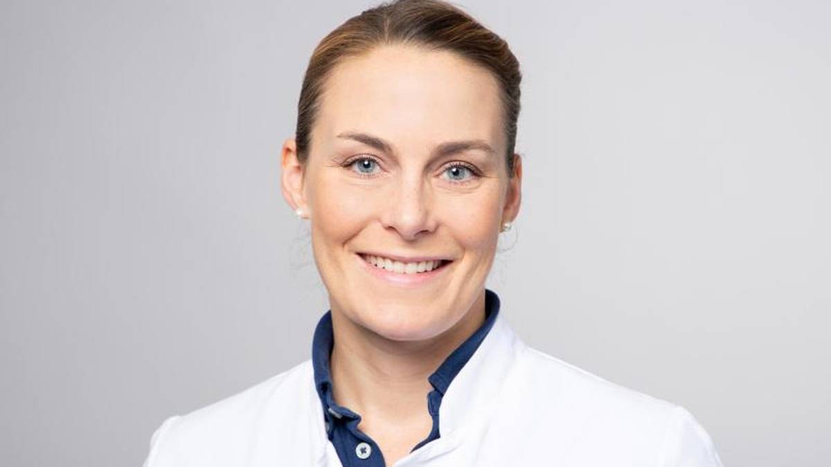 Dr. Christin Siebert ist Fachärztin für Orthopädie und Unfallchirurgie am Athleticum des Universitätsklinikums Hamburg-Eppendorf