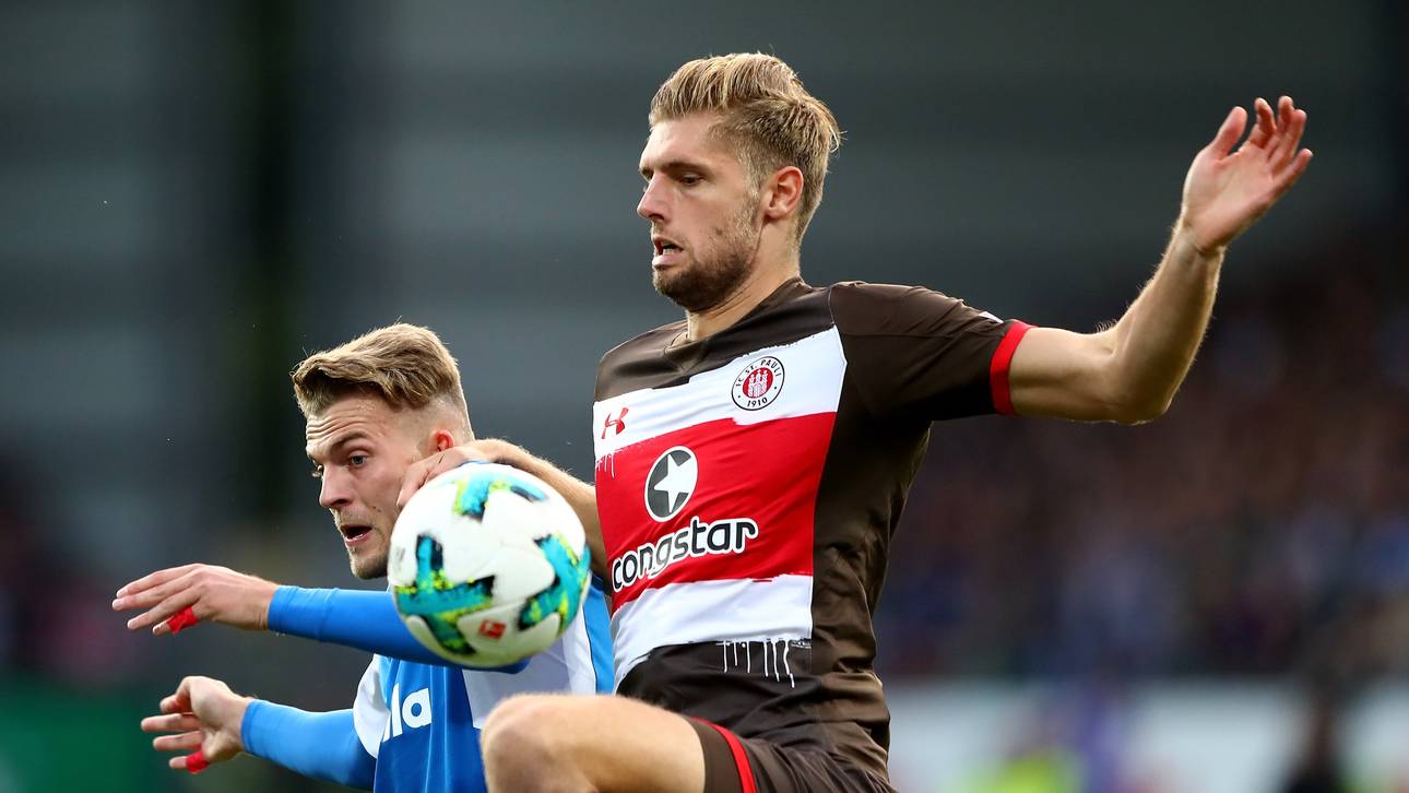 St. Pauli stürzt Kiel