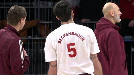 Real Madrid ist in der EuroLeague zu Gast beim FC Bayern - und überrascht mit einer großen Geste zu Ehren von Franz Beckenbauer. Sportlich zeigen sich die Königlichen allerdings gnadenlos.