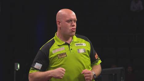Bei der Premier League of Darts traf Micheal van Gerwen im Viertelfinale aufJonny Clayton. Trotz zwei überragenden High Finish schafft es MvG aber nicht in das Halbfinale. 