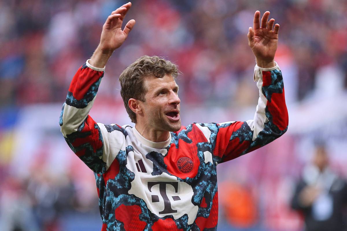 Thomas Müller wird am kommende Samstag sein letztes Heimspiel im Trikot des FC Bayern München absolvieren. Obendrein wird es eine Meisterfeier im eigenen Stadion geben.