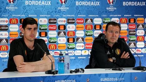 Belgiens ehemaliger Coach Marc Wilmots (re.) erhebt schwere Vorwürfe gegen den Vater von Thierry Courtois