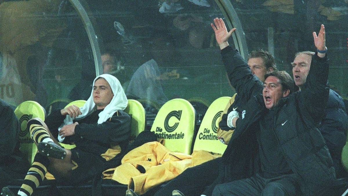 Bernd Krauss (06.02.2000 bis 13.04.2000, 13 Spiele, Punkteschnitt 0,38)