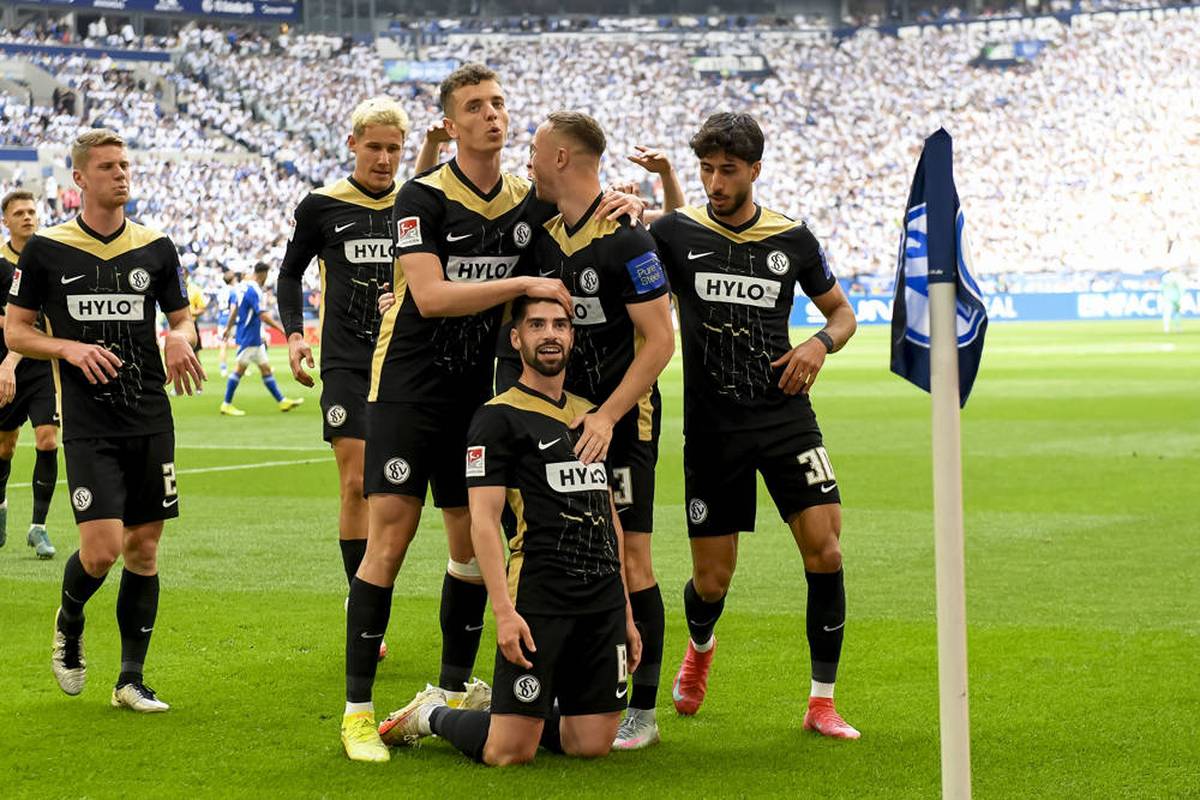 Historisch! Elversberg knallt sich Richtung Bundesliga