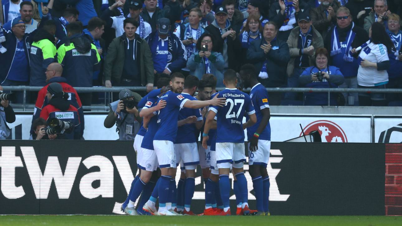 Sport-Tag: Schalke mit Dusel-Sieg