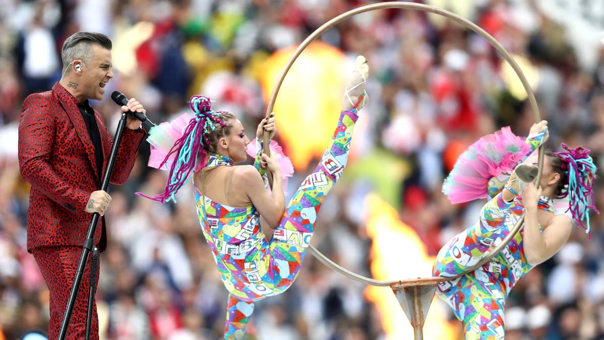 Russland ist für sein Staatsballett bekannt. Die beweglichen Tänzerinnen zeigen sich dementsprechend akrobatisch