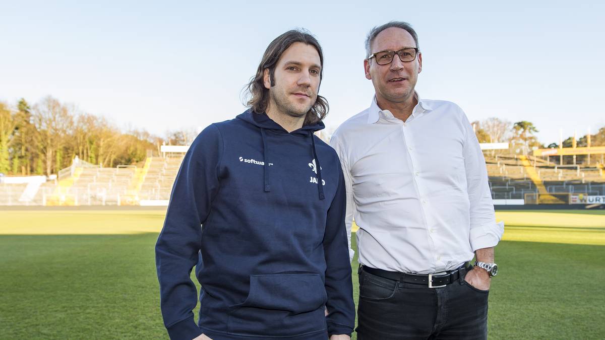 Und weiter: "Wir geben ihm die Chance, er kann hier bei Null anfangen. Wir werden über diese Dinge nicht mehr mit ihm reden, wir gucken nach vorne. Er hat dann alles selbst in der Hand, wie er sich hier fußballerisch und auch sonst verhält“