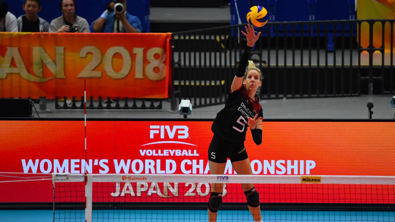 Pass weg: DVV-Frauen ohne Poll