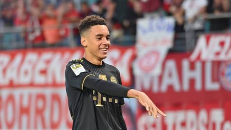 Jamal Musiala liefert diese Saison konstant gute Leistungen, auch gegen RB Leipzig glänzt der Youngster. Doch die Experten des STAHLWERK DOPPELPASS zeigen auch mögliche Risiken auf.