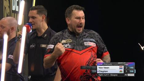 Jonnny Clayton gewinnt den dritten Spieltag der Premier League of Darts im Finale gegen Gian van Veen und holt überraschend seinen ersten Tagessieg.
