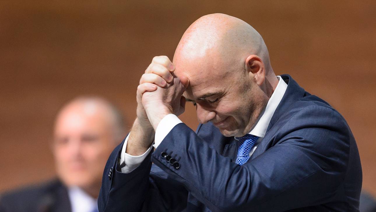 Neuer FIFA-Boss: Tränen bei Infantino