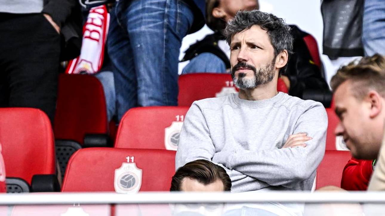 Neue Chance für van Bommel?