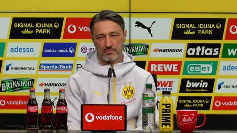 Laut der SportBILD sei BVB-Spieler Carney Chukwuemeka mit seiner Position in den letzten Partien unzufrieden. Angesprochen auf den Bericht hält Trainer Niko Kovac seine Antworten kurz.