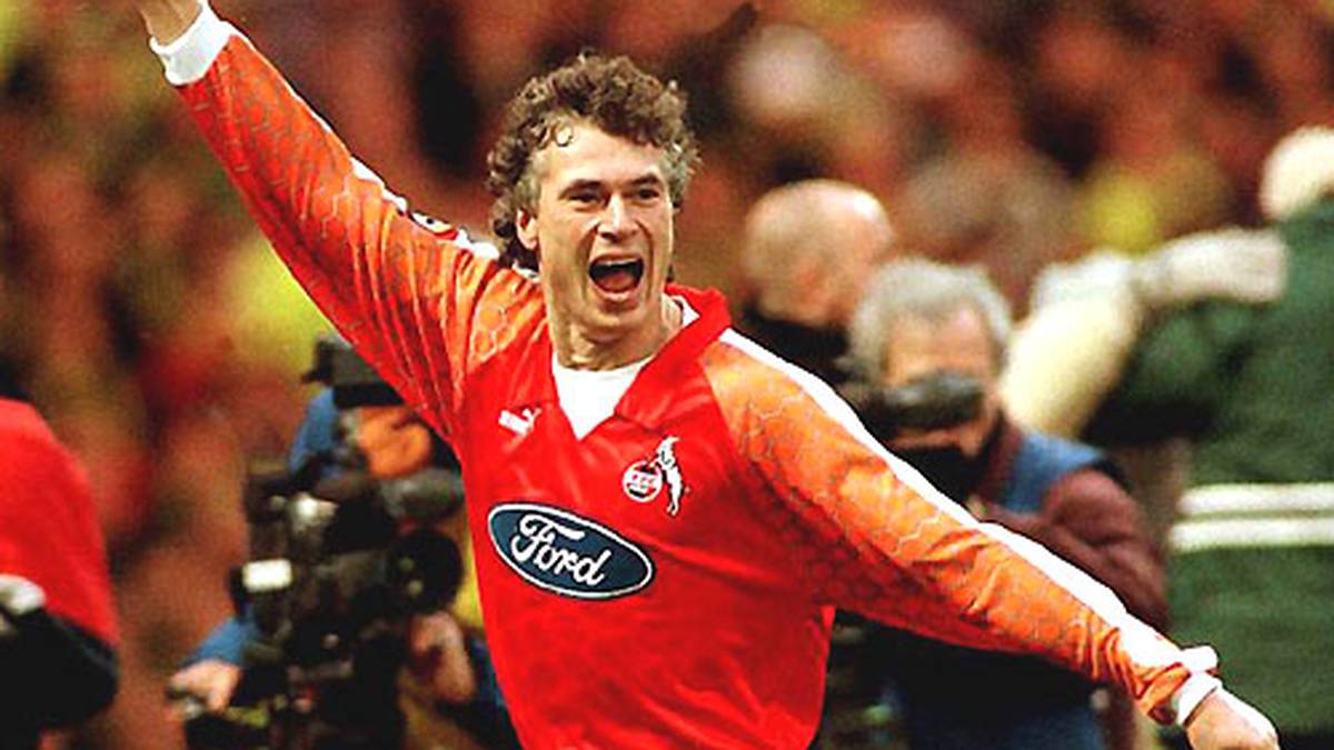 Der Fluch der Wabe: Trotz der Tore von Toni Polster stieg Köln 1997/98 erstmals aus der Bundesliga ab - ausgerechnet in der Jubiäumssaison