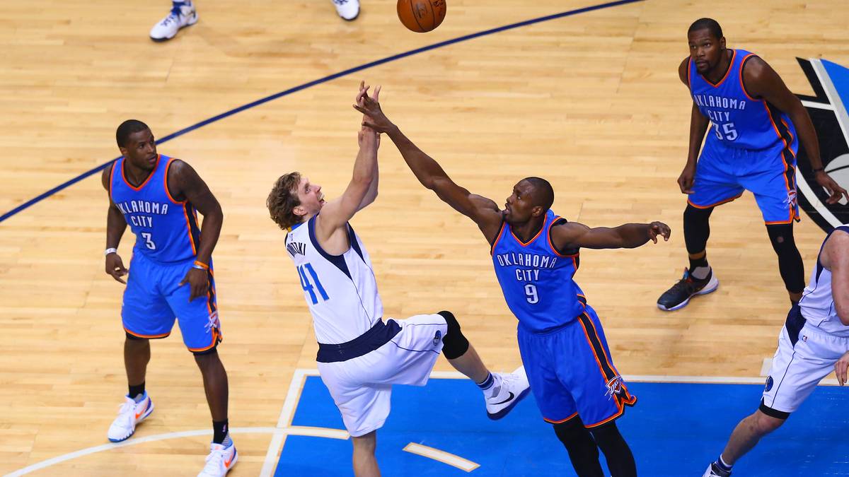 Nowitzki setzt seinen Versuch aber nur auf den Ring. Dallas kassiert eine bittere Niederlage