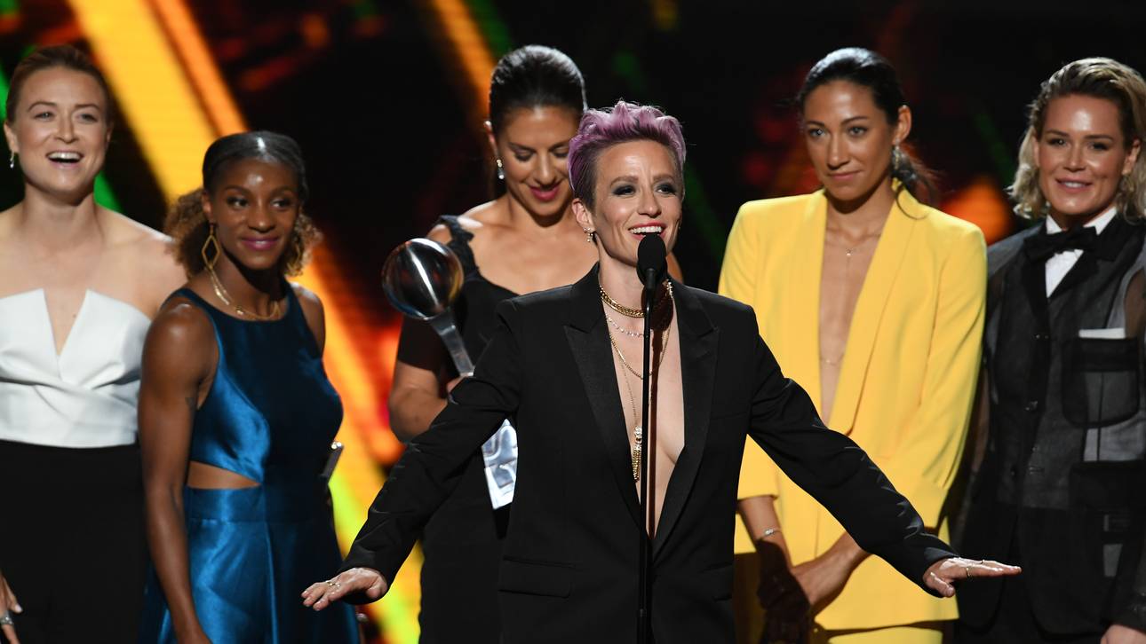 Star-Moderator ätzt gegen Rapinoe