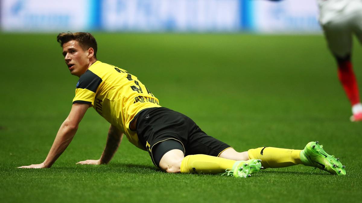 ERIK DURM (bis 27.): Spielte im Dortmunder 3-5-2/5-3-2 etwas überraschend als Linksaußen. Brachte Mendy und Lemar von Beginn an nicht unter Kontrolle, was zu zwei frühen Gegentoren führte. Und wenig später zu seiner Auswechslung - SPORT1-Note: 5