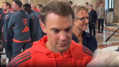 Manuel Neuers Berater Thomas Kroth hat die Spekulationen um ein DFB-Comeback bei der WM angeheizt - nun spricht der Bayern-Keeper selbst.