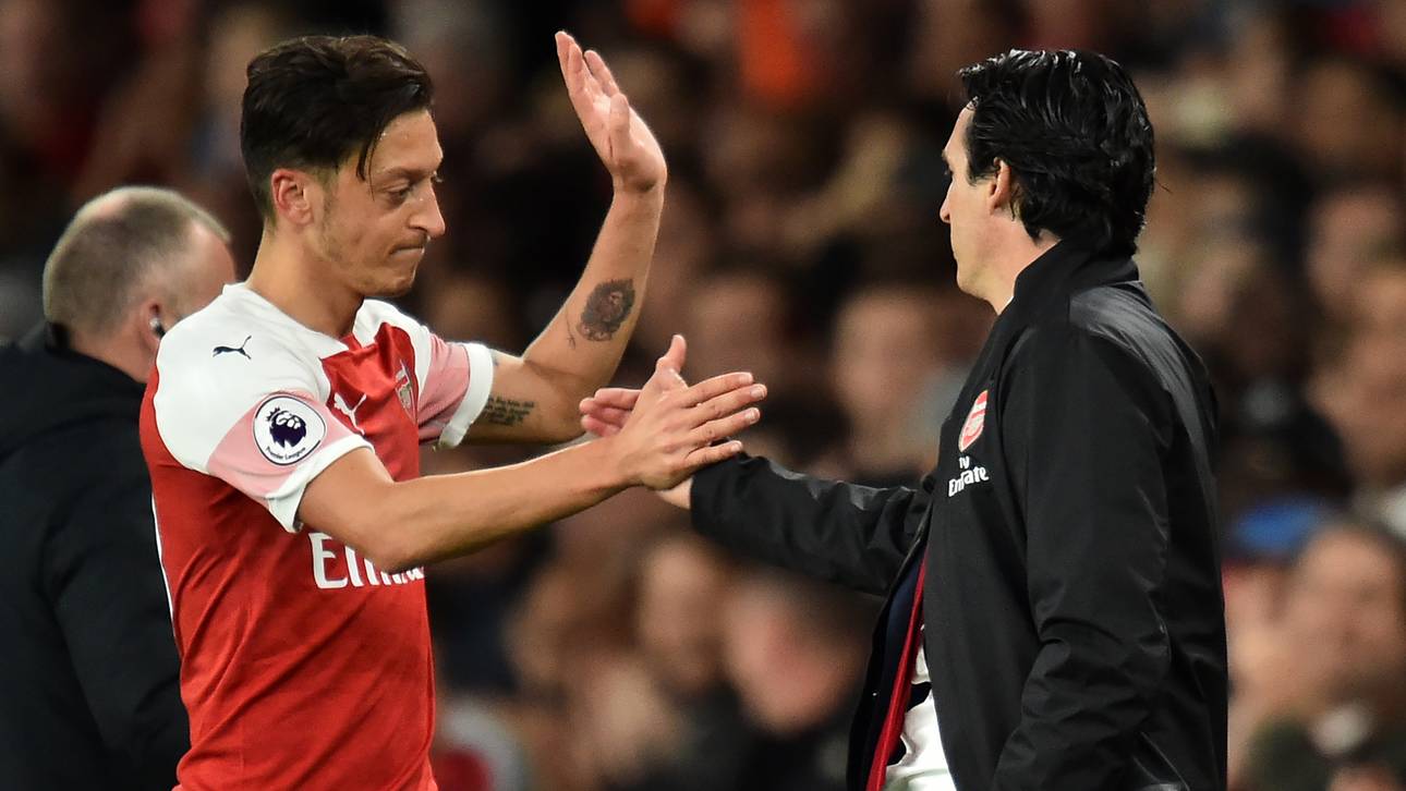 Özil-Gala: Emery reagiert verhalten